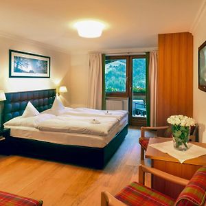 Zimmer mit Queensize-Bett